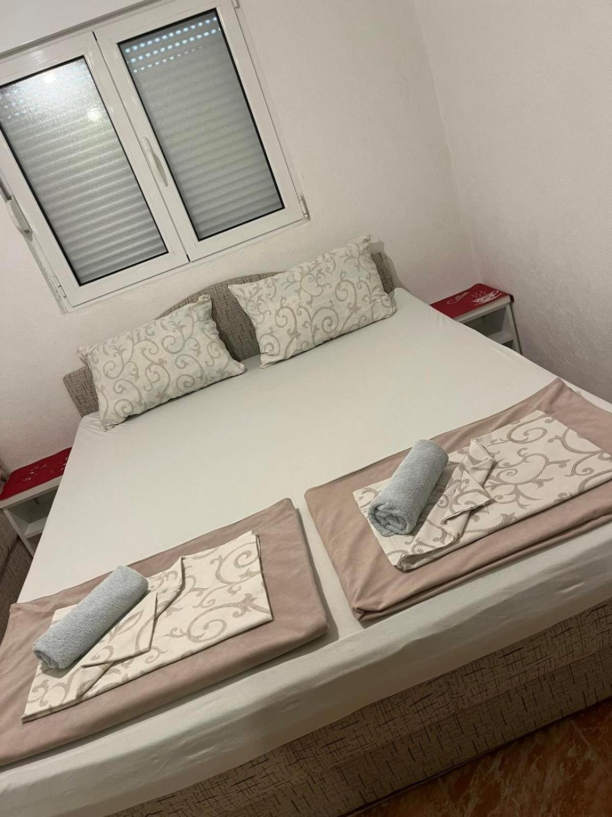 Apartmani Neda Bane Petrovac Dış mekan fotoğraf