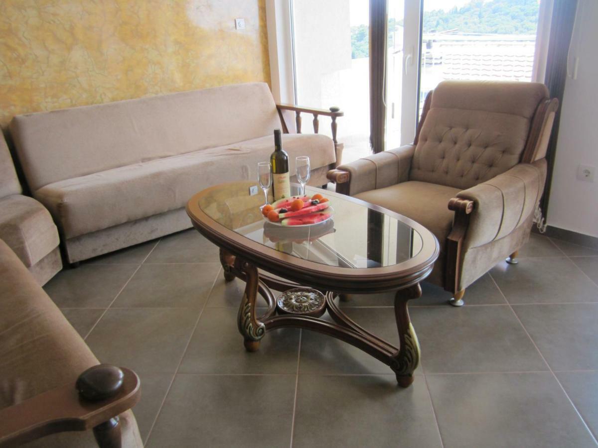 Apartmani Neda Bane Petrovac Dış mekan fotoğraf