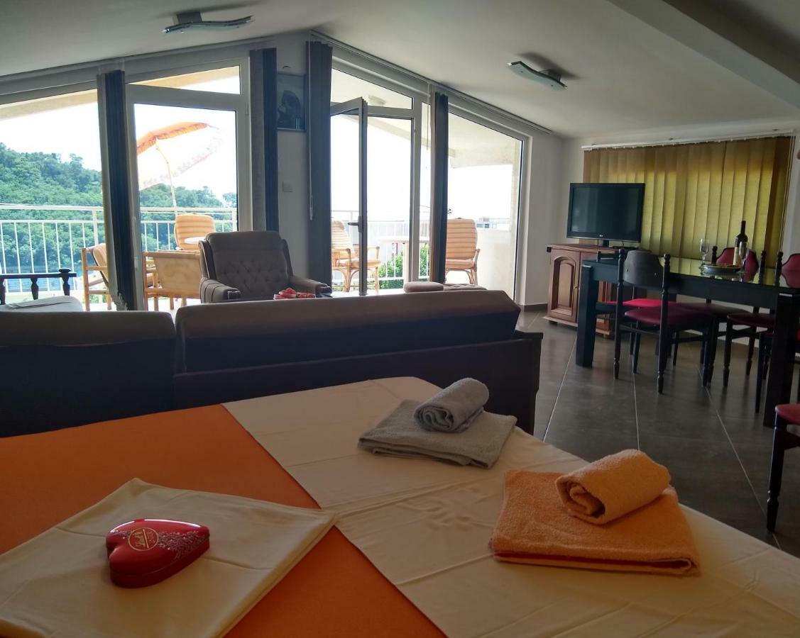 Apartmani Neda Bane Petrovac Dış mekan fotoğraf